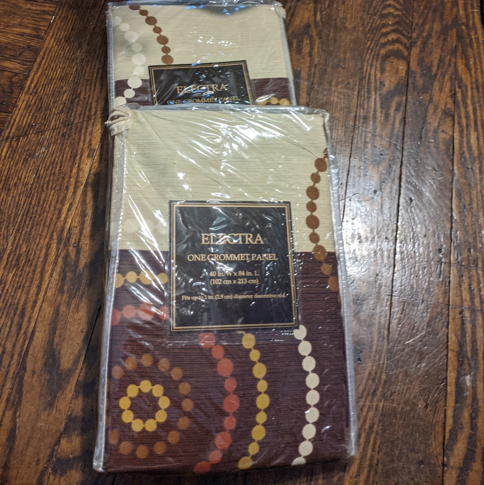 Bundle of two curtain panels